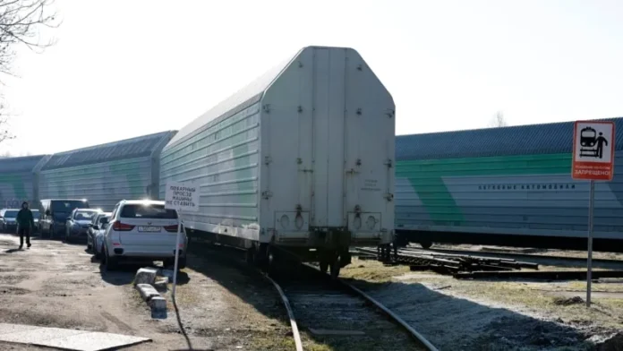 Finnish bailiffs arrested 865 railway wagons from Russia