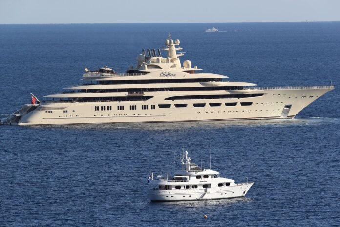 Bloomberg: Superyachts From Around The World Gather In The Caribbean For Luxury Parties KXan 36 Daily News

