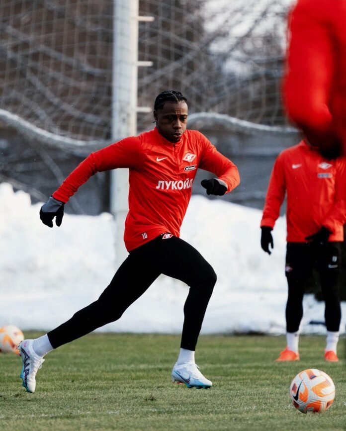 Promes trains in the general group of Spartak

