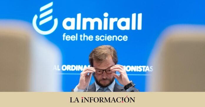 The Gallardos take advantage of the Almirall expansion to exceed 60% of the capital


