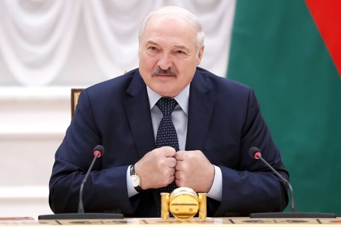 Lukashenko: We will more actively create a contract army KXan 36 Daily News

