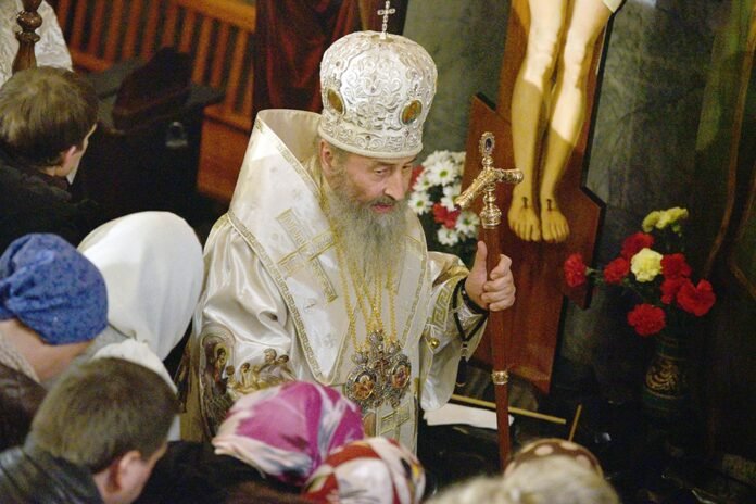 Metropolitan Onufry served a liturgy at the kyiv-Pechersk Lavra KXan 36 Daily News

