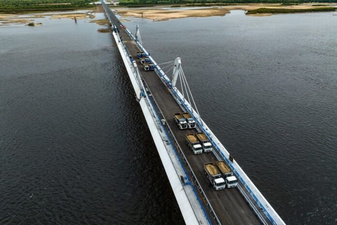 The new bridge over the Zeya River in Blagoveshchensk has been tested KXan 36 Daily News

