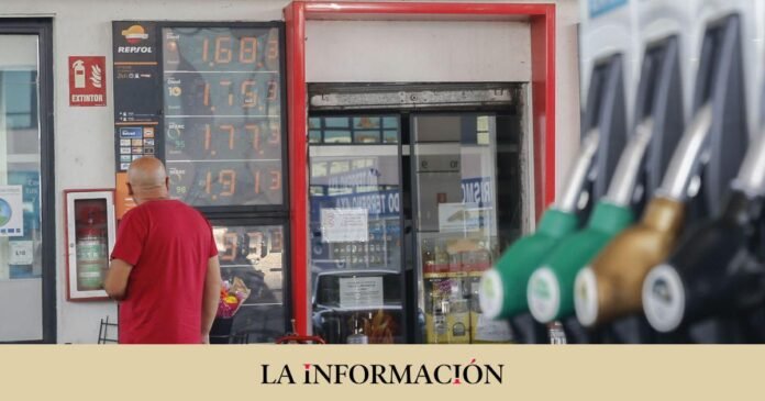 The price of gasoline marks the maximum of the year in the middle of summer and exceeds 1.7 euros.


