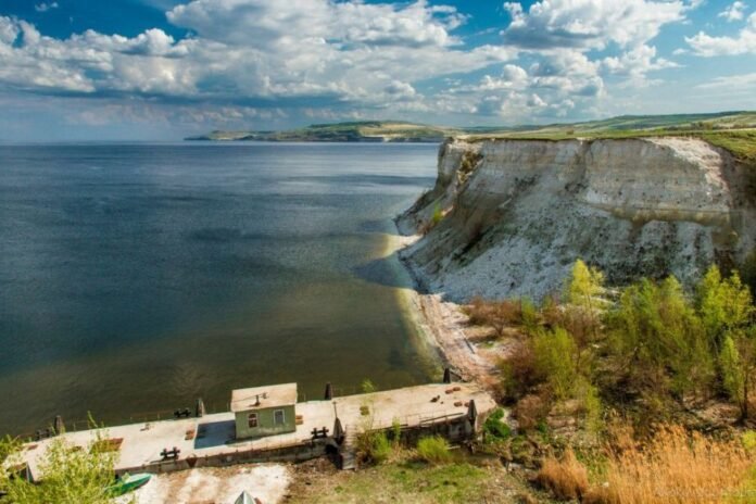 In the Saratov region, on the Razin cliff, a tourist forum was held - Rossiyskaya Gazeta

