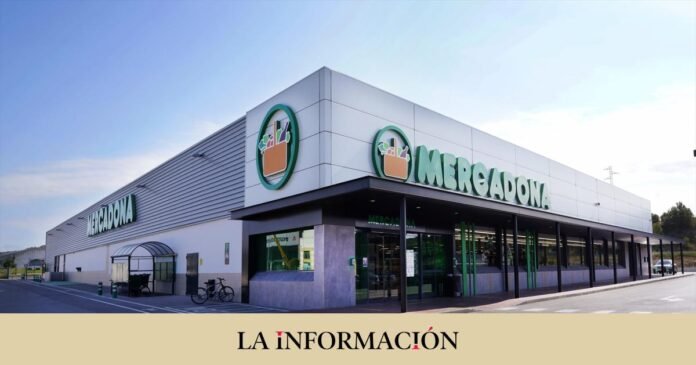 Mercadona divides its purchasing department into two general departments

