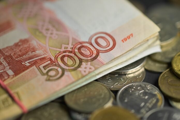 Experts explained to RG why the ruble can continue to strengthen - Rossiyskaya Gazeta

