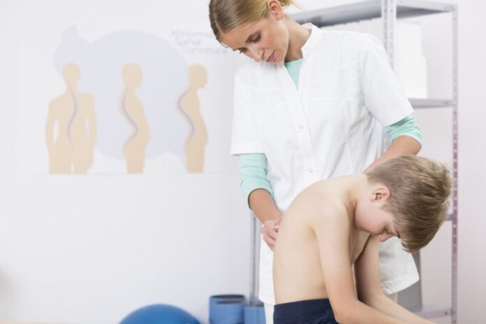 “Keep your back”: doctor dispelled myths about scoliosis and told how to deal with it - Rossiyskaya Gazeta

