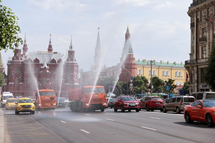 Sobyanin urged Muscovites to be careful due to heat and sudden changes in weather - Rossiyskaya Gazeta

