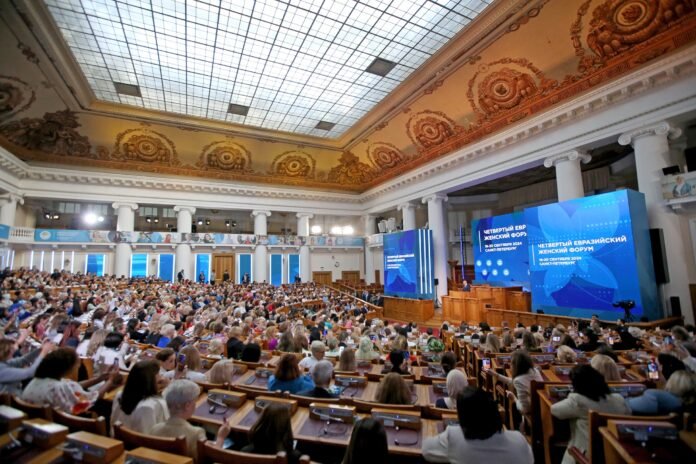 IV Eurasian Women's Forum opens in St. Petersburg - Rossiyskaya Gazeta

