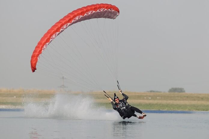 Large-scale skydiving competitions began in Chechnya - Rossiyskaya Gazeta

