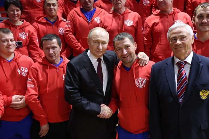 Putin discussed the development of physical education and sports with members of the Presidential Council - Rossiyskaya Gazeta

