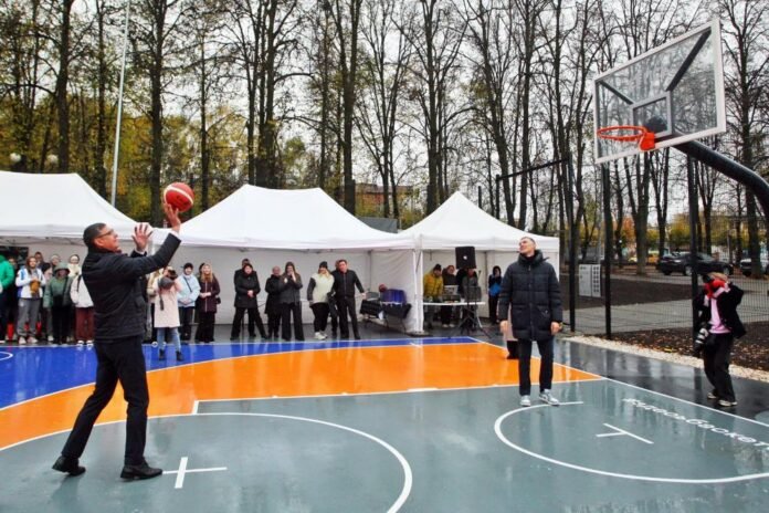 Street basketball center opened in Vladimir - Rossiyskaya Gazeta

