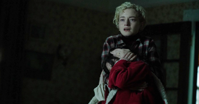 The trailer for the horror film “The Wolfman” starring Julia Garner was released

